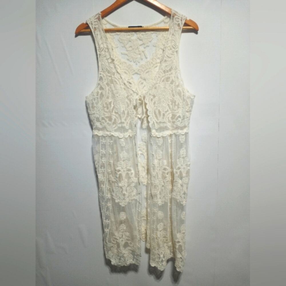Vivid Importers Of NY Off White Boho Long Lace Tie Front Vest Size Medium